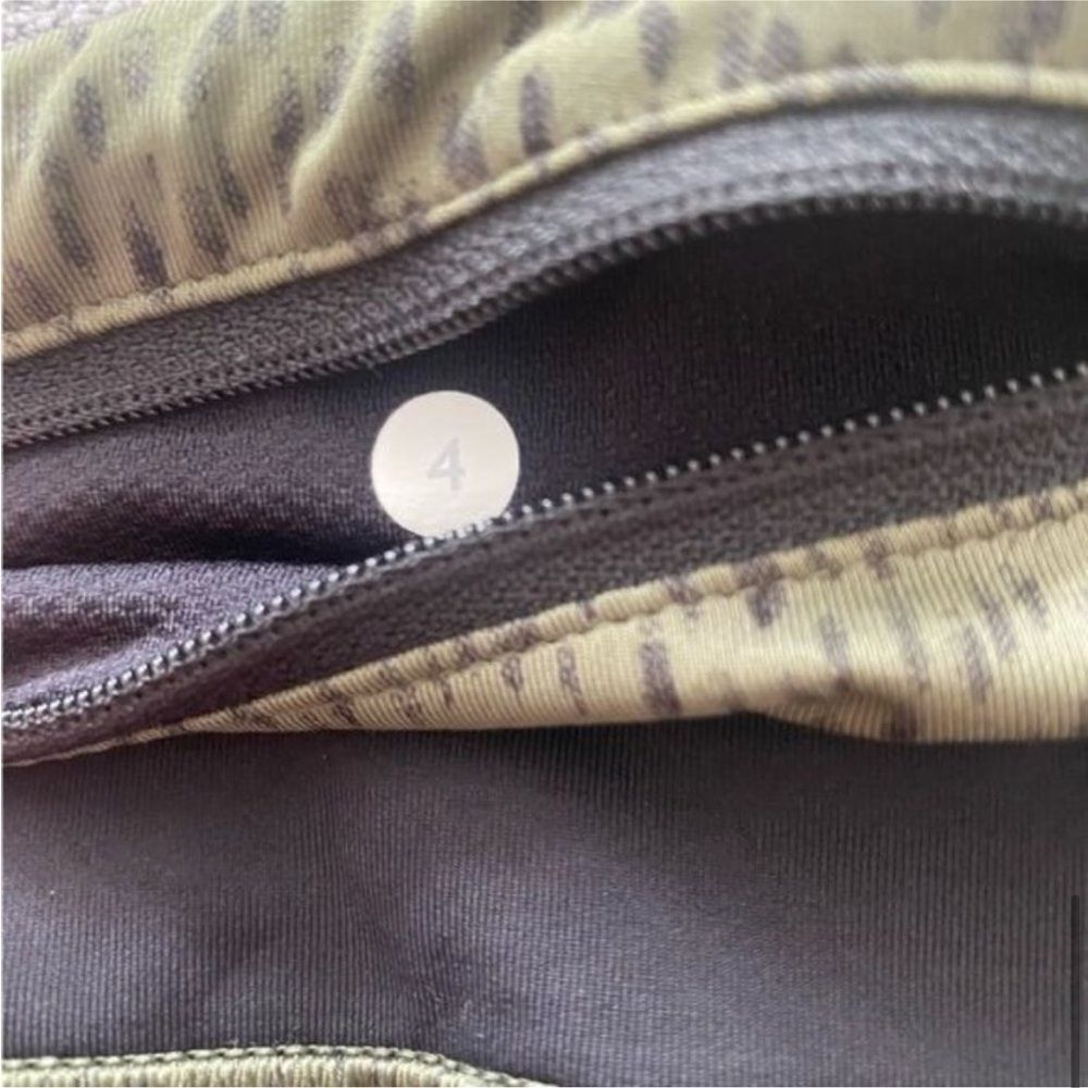 Lululemon Inspire Crop II Leggings Luxtreme in Dottie Dash Fatigue Green Black 4 - Picture 10 of 11